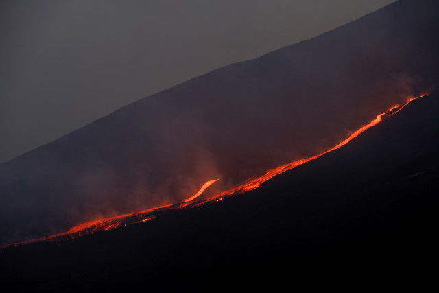 意大利埃特納火山再次噴發(fā)