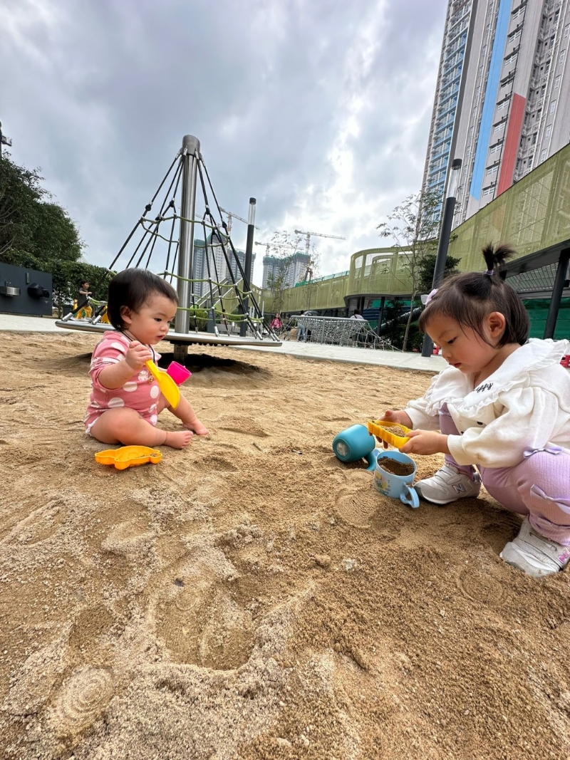 越來越多公園附沙池設(shè)施，啟德 車站二期公園也不例外