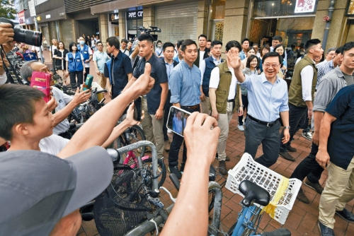 66%香港市民滿意本屆政府表現(xiàn)